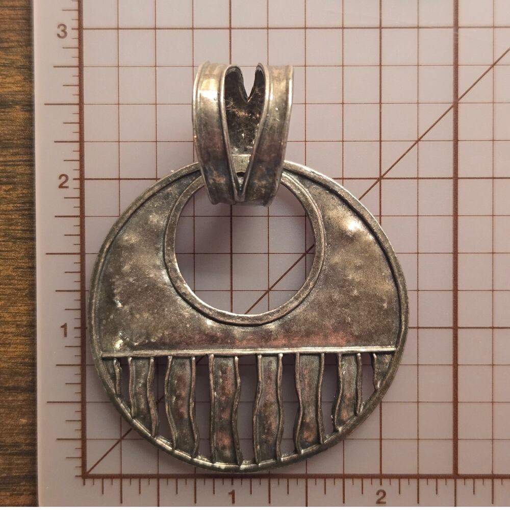 Silpada Israel 925 Sterling Silver Ribbed Half Moon Pendant Retired Modernist